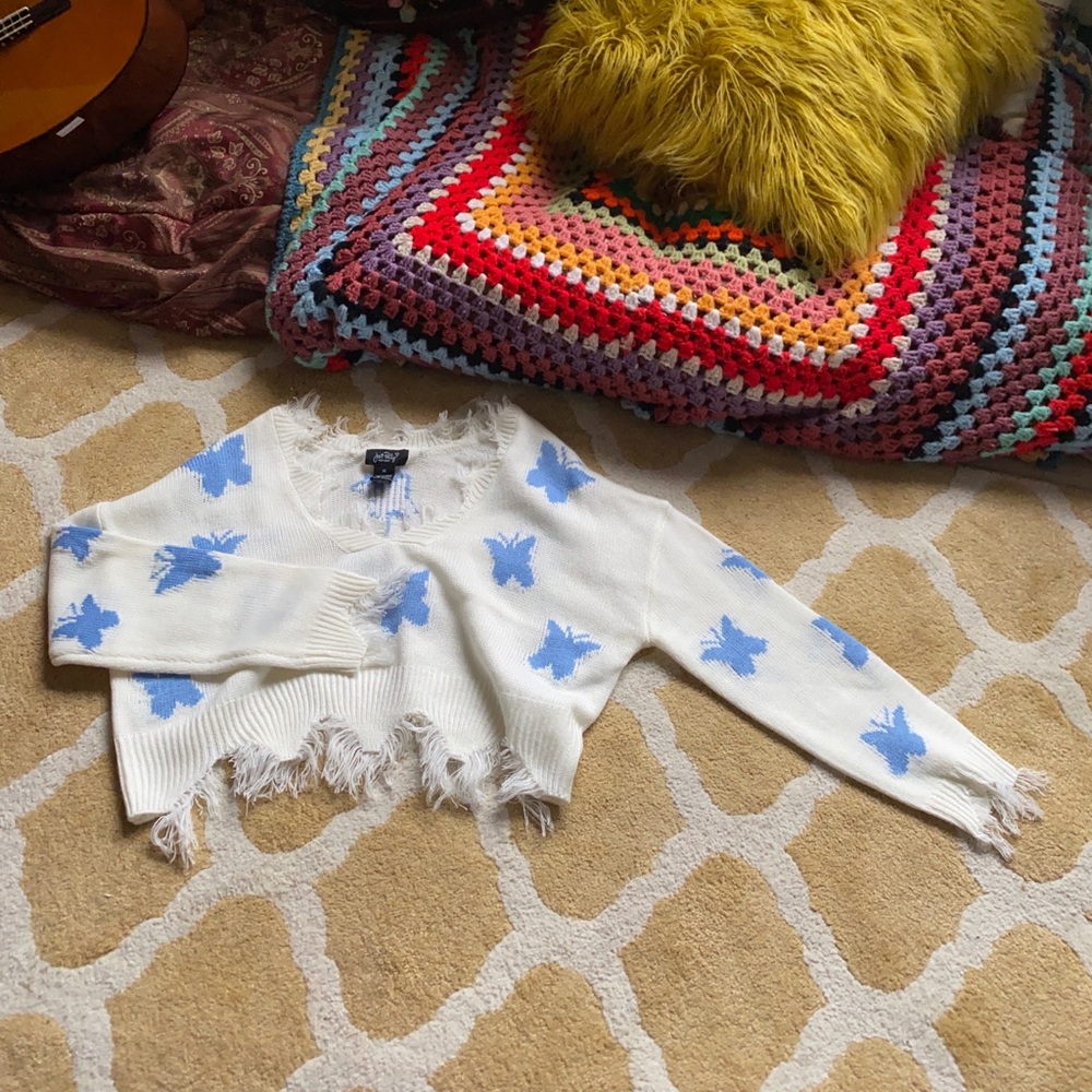 🦋Cut butterfly top white&blue 🦋
